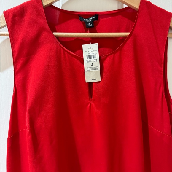 BNWT - Ann Taylor Red Silk Blouse - Picture 7 of 8
